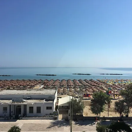 Sea Front To Rent Homestay szállás *