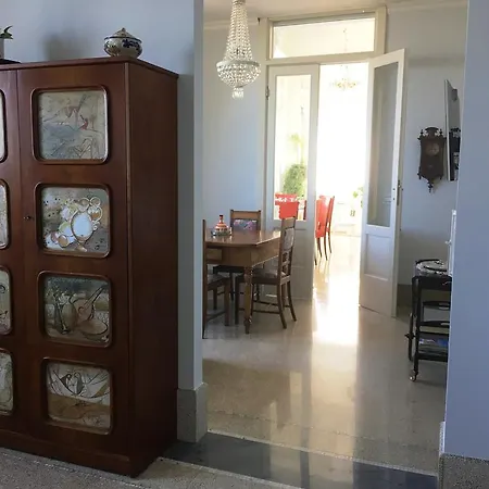 Homestay szállás Sea Front To Rent *